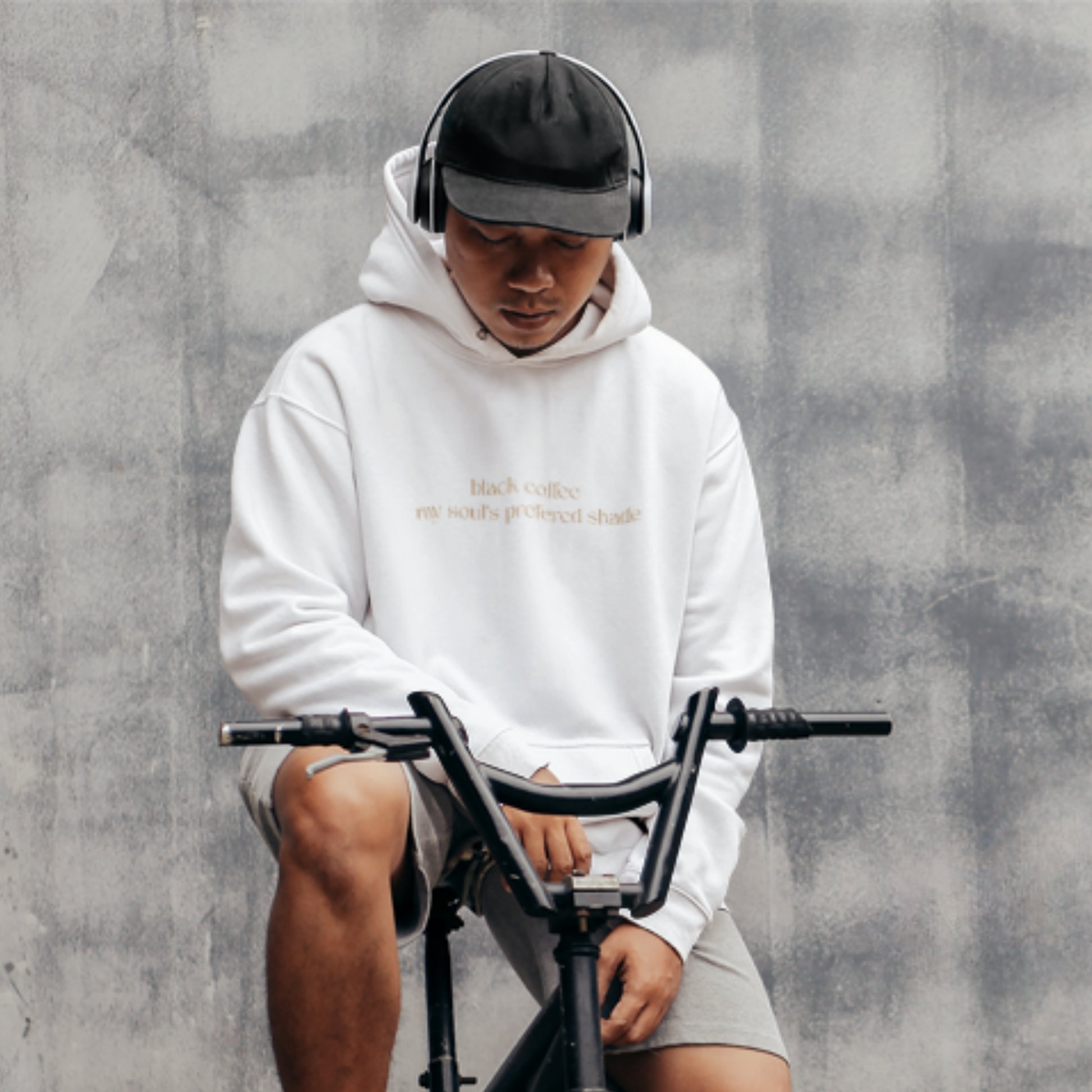 My soul's preferred shade - Unisex Hoodie for Coffee Lovers | Cozy Gift | Perfect for Fall | Casual Wear | Everyday Comfort